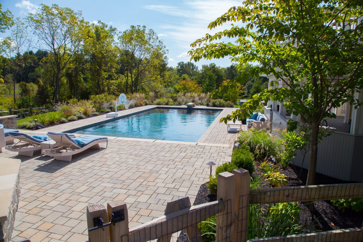75 Questions for Planning Your New Pool